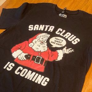 HG Apparel Santa Claus Is Coming T-Shirt - Medium Mens Christmas Graphic Tee NWT